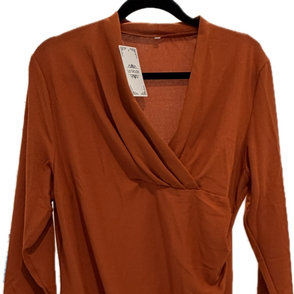 Autumn Rust Ruched Lightweight La Mode Pullover